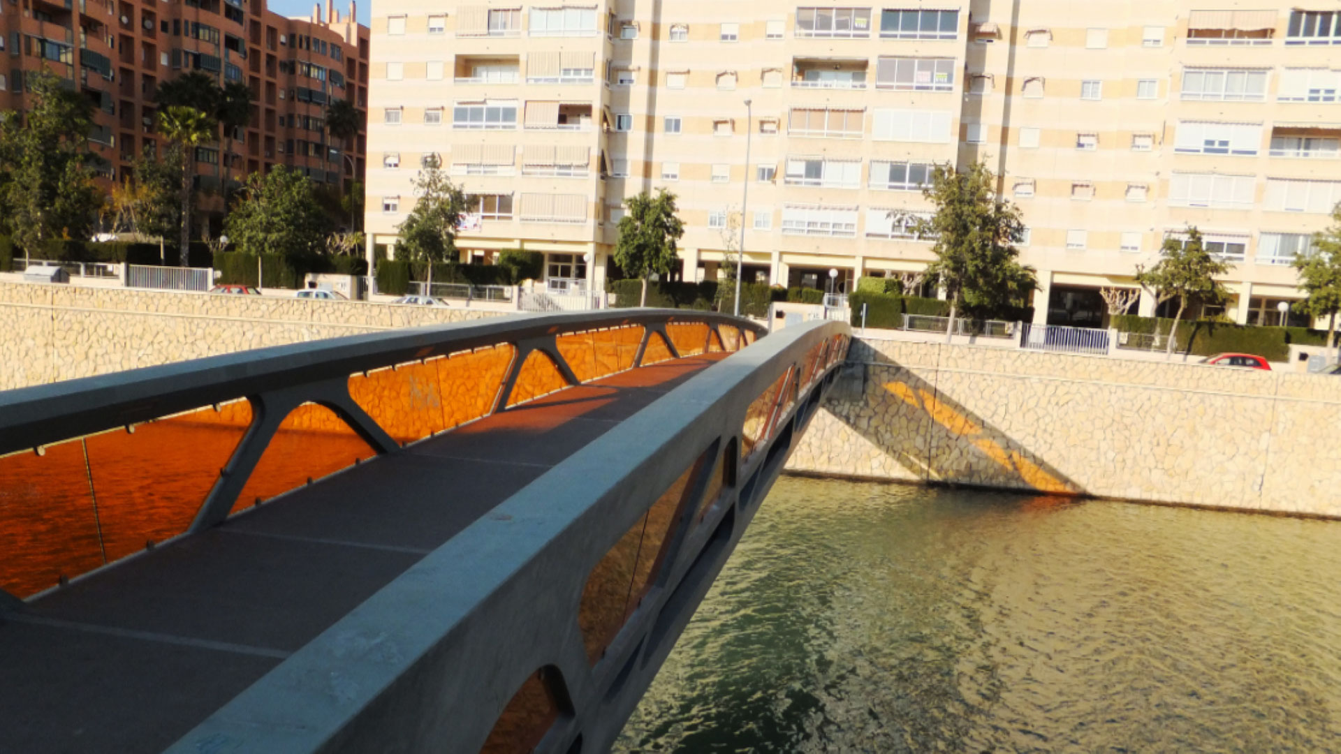 Béton à ultra-haute performance, applications