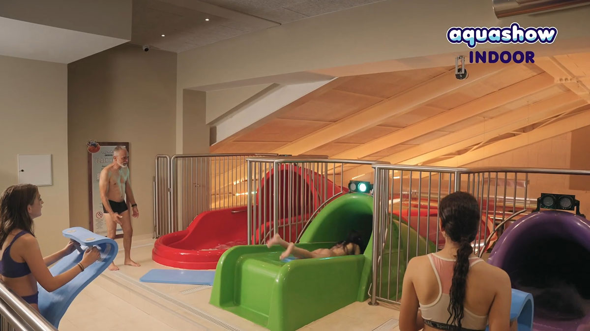 Feux tricolores sur les toboggans aquatiques