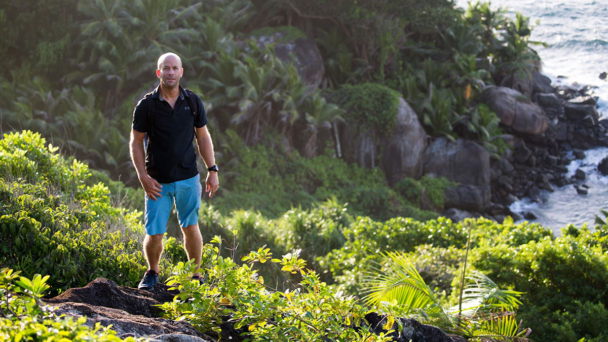 BB-Hiking Ben Barker, aventurier, stratège dans le secteur de l’hôtellerie et du tourisme, directeur des destinations chez The Warrior Group