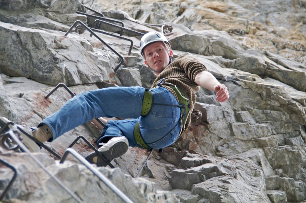 Design-and-construction-of-via-ferrata-routes-02
