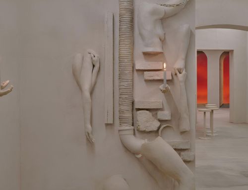 Thématisation surréaliste dans un bar de Rome, en Italie