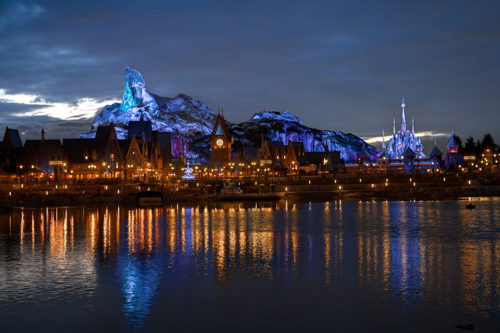 World-of-Frozen-05