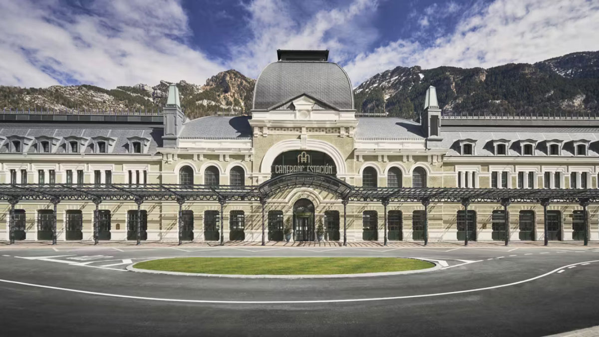 Hôtels du monde : Gare de Canfranc, Huesca, Espagne